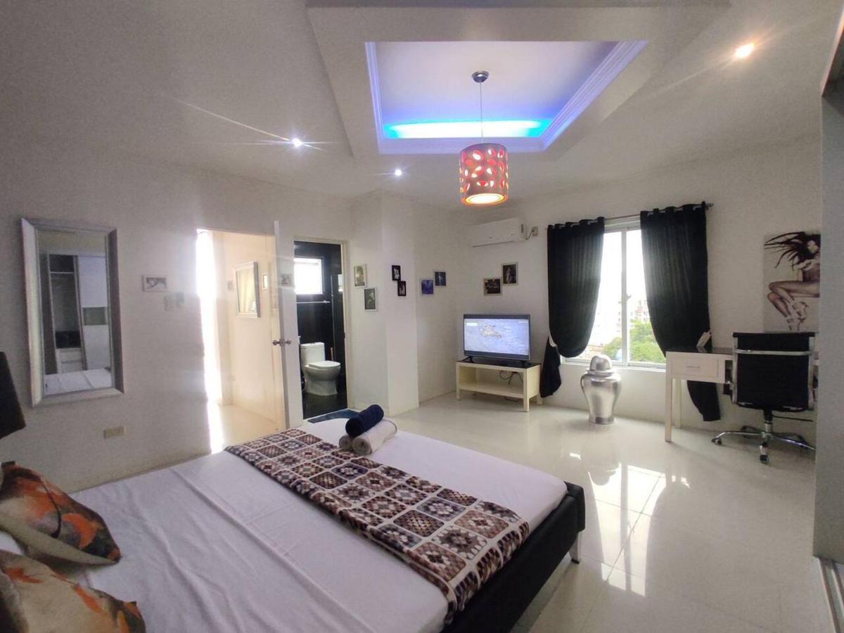 2Br Condo At Kandi Tower 2 Angeles Esterno foto